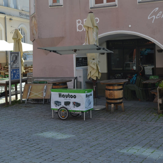 Der HAUTOO Model ONE Infostand-Aufbausatz: Vielseitigkeit und Funktionalität in einem